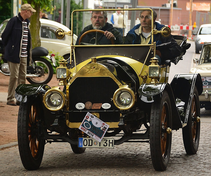 File:Oakland Nr 33 Torpedo Roadster 1911 01.jpg