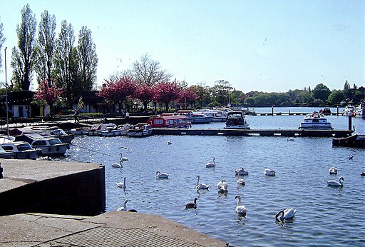 Oulton Broad, Suffolk - geograph.org.uk - 2219194