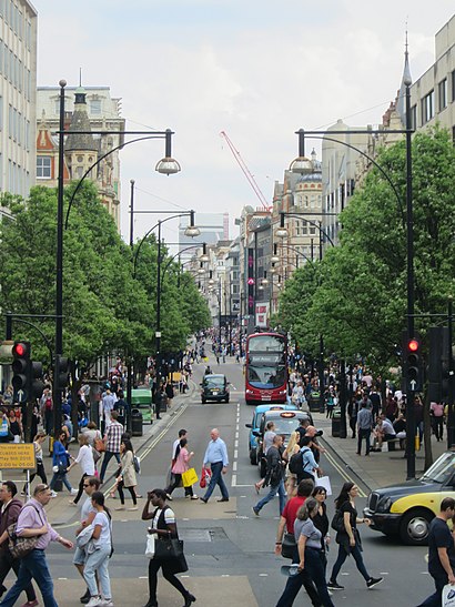 How to get to Oxford Street with public transport- About the place