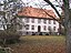 Blick vom Klosterweg auf die Rückseite des Pächterwohnhauses vom Klostergut Marienstein