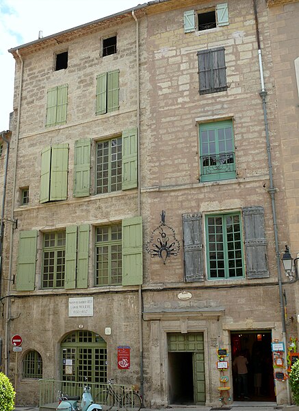 File:Pézenas - Maison du barbier Gely - 1 place Gambetta -255.jpg