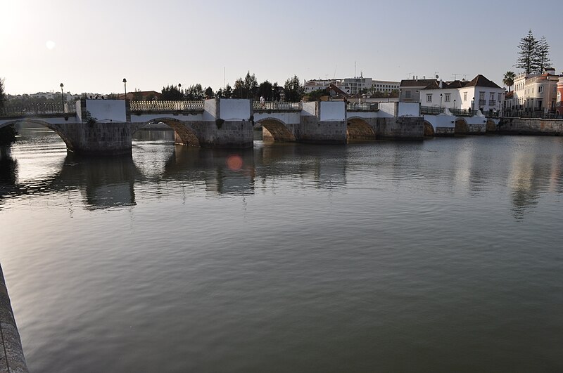 File:PONTE ANTIGA SOBRE O RIO GILÃO-TAVIRA 1.jpg