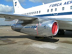 PW JT-8D-17 engine on a Brazilian Air Force VC-96 (2116).jpg