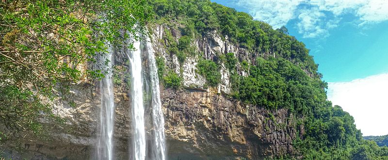 File:Parque Estadual do Caracol.jpg