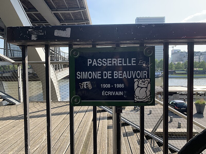 File:Plaque Passerelle Simone Beauvoir - Paris XII (FR75) - 2021-07-20 - 2.jpg