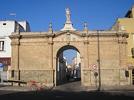 Porta San Sebastiano, Galatone, Italia.jpg