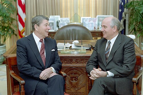 Reagan and Gorbachev, December 1987