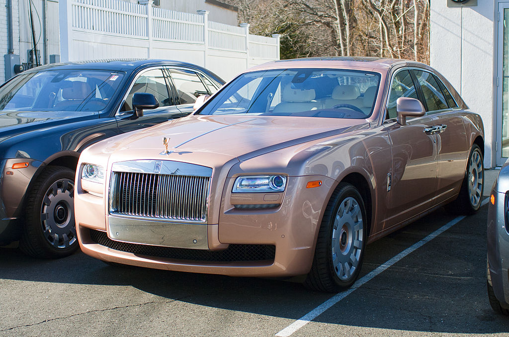 Rolls-Royce made a pink Ghost