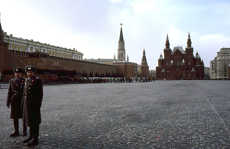 File:Red Square, Moscow (32049652555).jpg