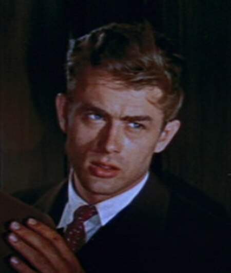 Tập_tin:Richard_Davalos_and_James_Dean_in_East_of_Eden_trailer_(cropped).jpg