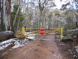 The road to Mount Franklin was laid out by the Canberra Alpine Club in the 1930s