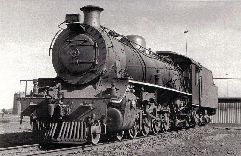 File:SAR Class 19A 685 (4-8-2).jpg