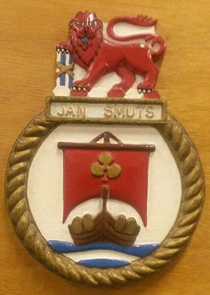 File:SAS Jan Smuts ships badge.jpg