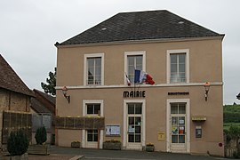 The town hall of Saint-Aubin-des-Coudrais