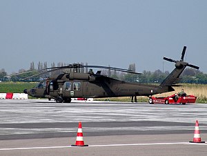 Sikorsky UH-60A(C) Black Hawk (S-70A), USA - Army AN0828294.jpg