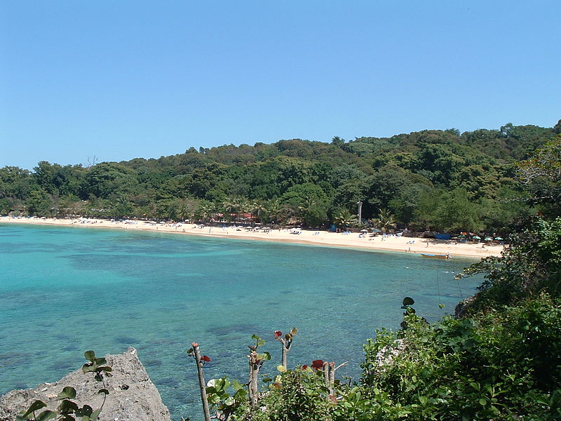 File:Sosua beach.jpg