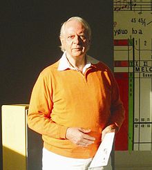 Stockhausen lecturing on Inori in 2005 St. Marz 2005.jpg