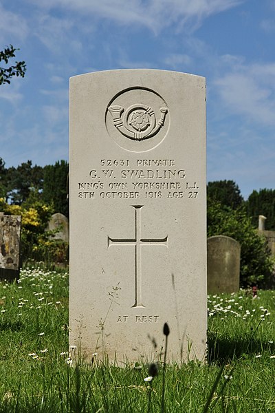 CWGC headstone in Rose Hill Cemetery, Cowley, Oxfordshire of a KOYLI private who died a month before the Armistice