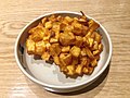 Shao Mianwo, deep-fried doughnut of sweet potato cubes