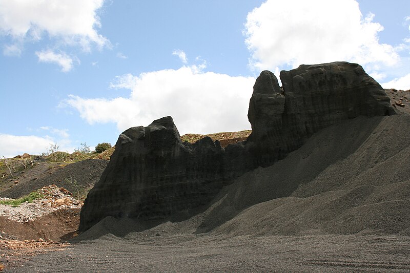 File:Teguise Tao - Montaña Tamia 04 ies.jpg