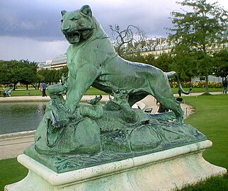 Tigre terrassant un crocodile (1873), dans le jardin des Tuileries à Paris.