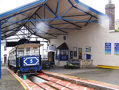 Tram Terminus - geograph.org.uk - 1720073.jpg