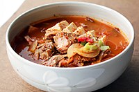 Canh kimchi cá ngừ