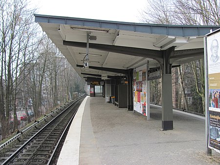 U Bahnhof Sierichstraße 1