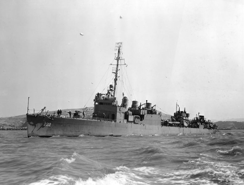 File:USS Bulmer (DD-222) underway in August 1943.jpg