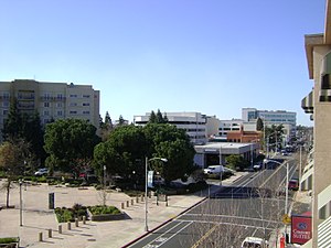 Avenue Visalia Acequia..JPG