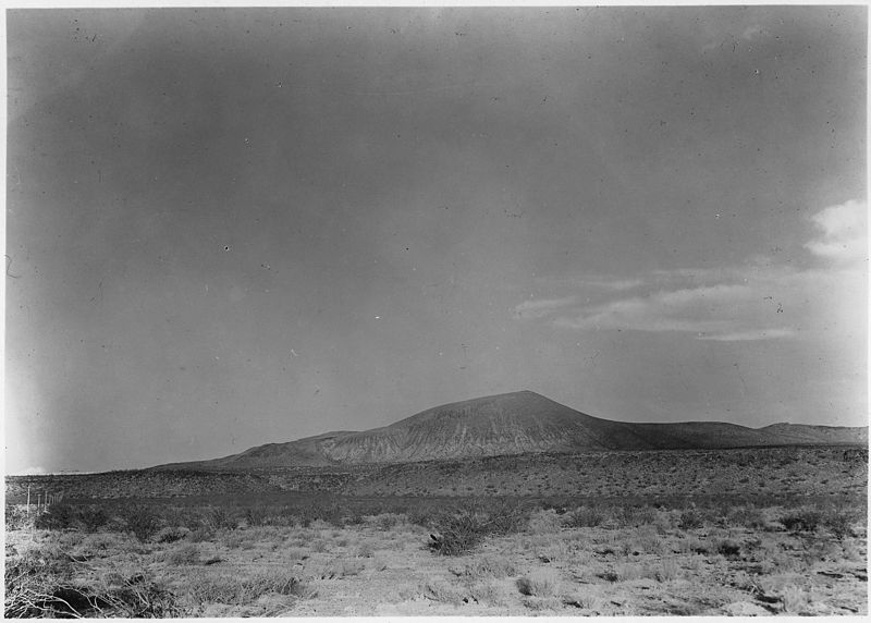 File:Volcanic cone two miles west of Hurricane, Utah. - NARA - 520475.jpg