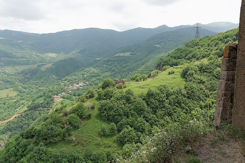 File:Vorotan Valley 2, Tatev, Armenia.jpg