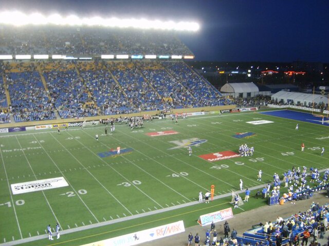 Winnipeg Blue Bombers game at Canad Inns Stadium, August 2010