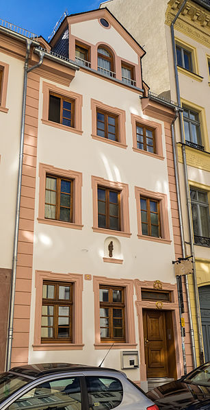 File:Wohnhaus Neutorstraße 7 P9276913.jpg