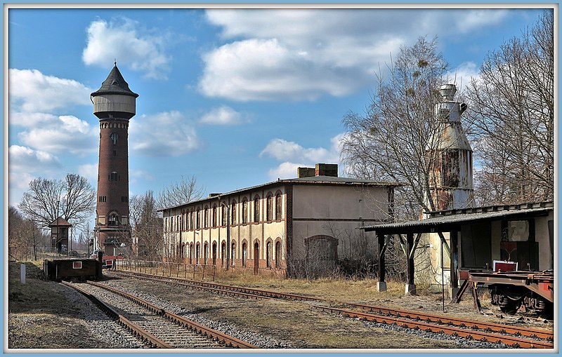 File:Wustermark Rangierbahnhof (41163157292).jpg