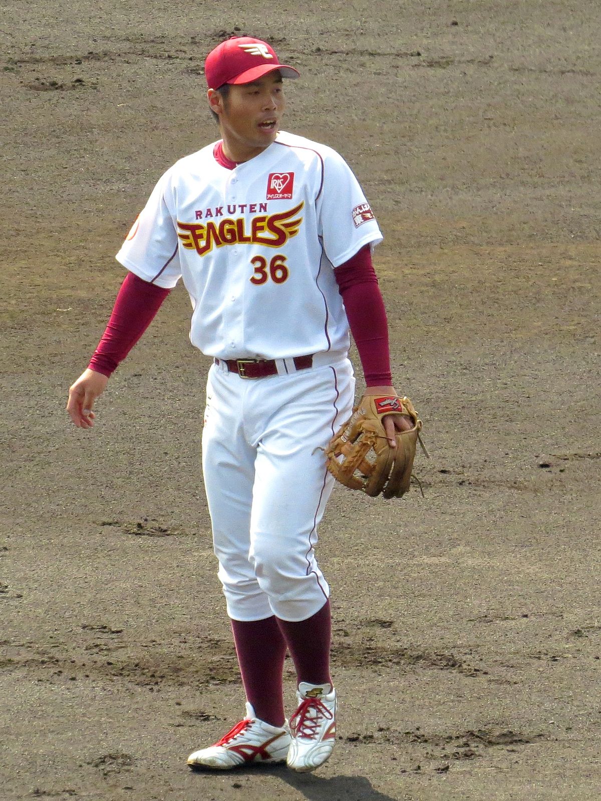 内田靖人 Wikipedia