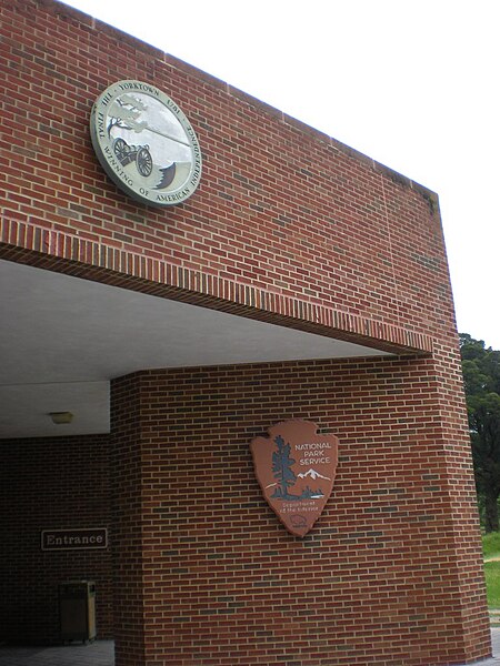 File:Yorktown National Battlefield Welcome Center - Stierch.jpg