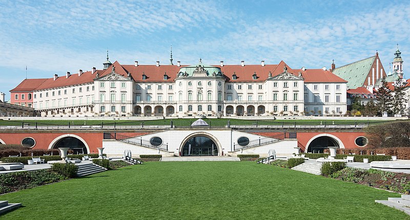 File:Zamek Królewski w Warszawie od strony Wisły 2021.jpg