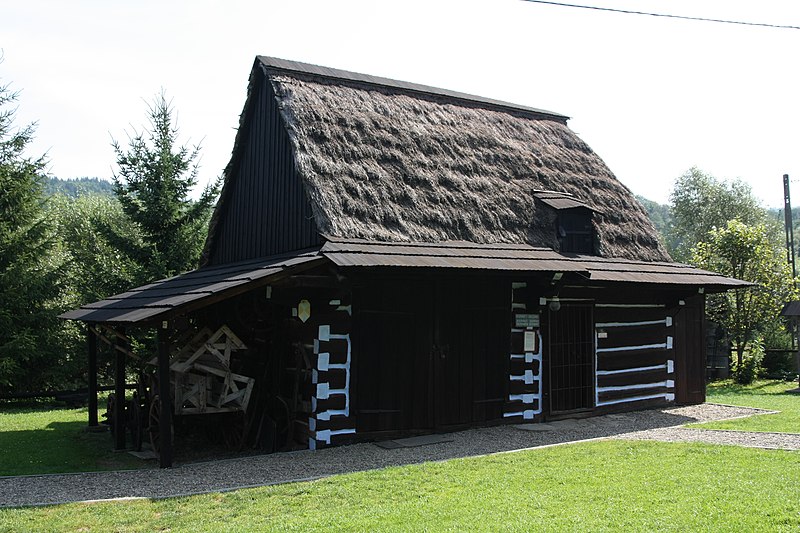 File:Zyndranowa - Skansen 17.jpg