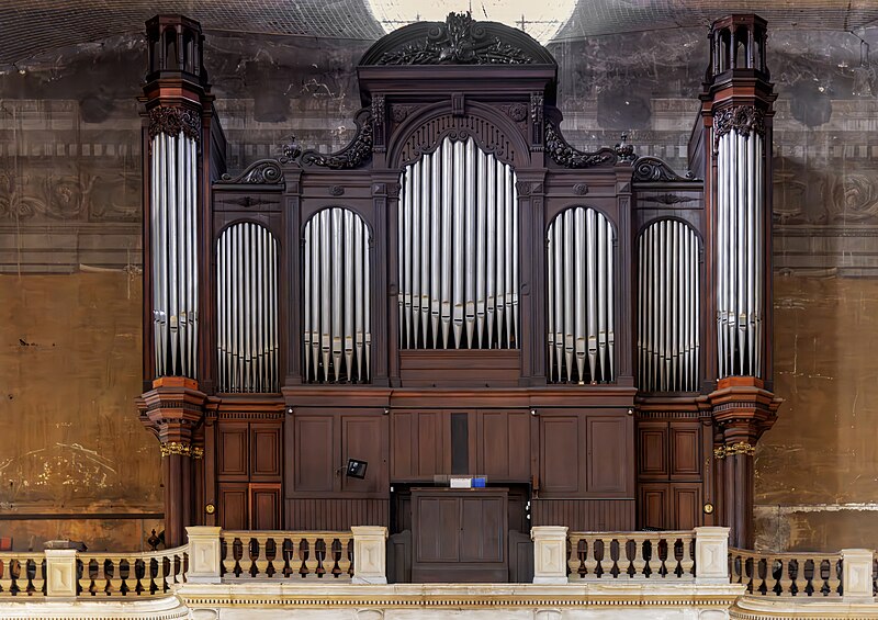 File:(Castres) Cathédrale Saint-Benoît - L'orgue de tribune.jpg