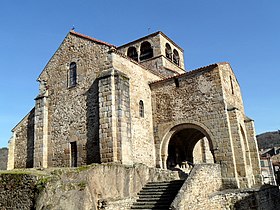 Illustrasjonsbilde av artikkelen Collegiate Church of Saint-Laurent d'Auzon