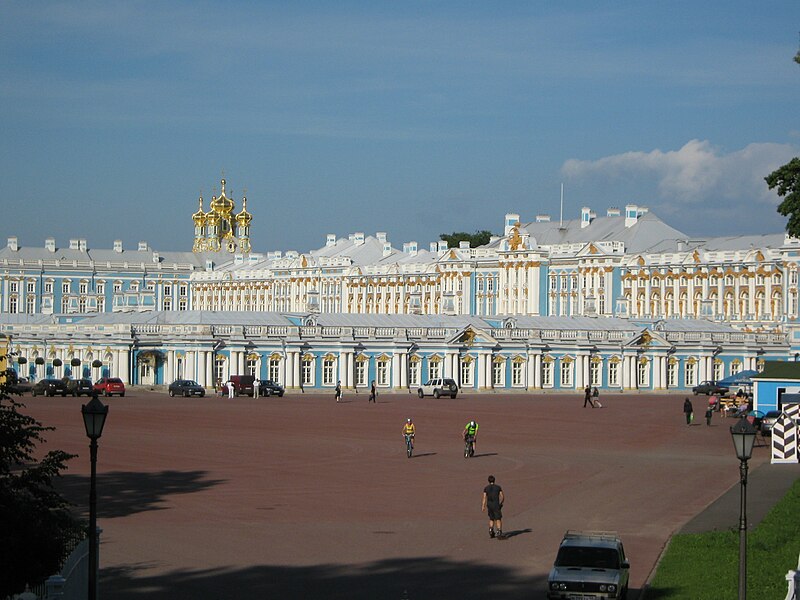 File:Панорама на Екатерининский дворец.Царское село.jpg