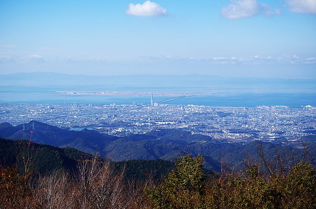 File 和泉葛城山展望台から関西国際空港を見る 13 11 23 Panoramio Jpg Wikimedia Commons