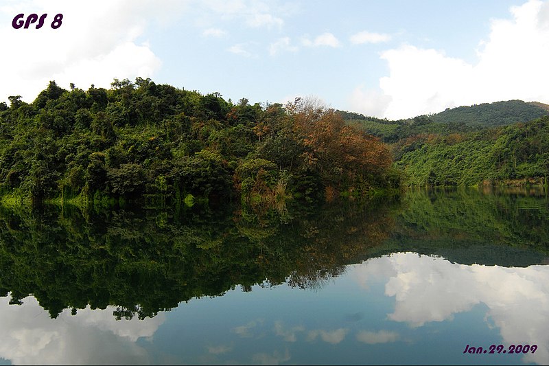 File:舟行万泉湖，坐看山与水-20 - panoramio.jpg