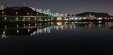 경기도 용인 기흥저수지 야간 전경모습