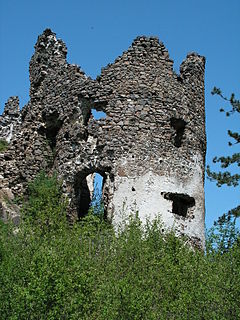 01 Hrad Revište - 27 aprile 2008.JPG