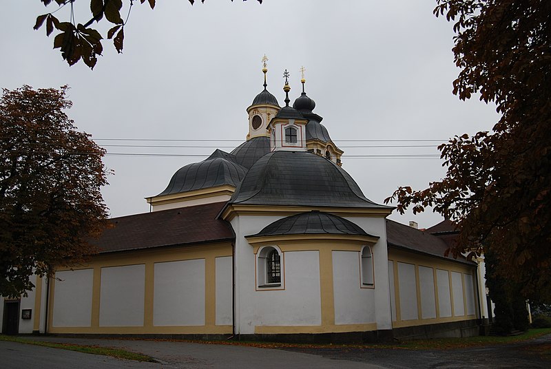 File:2011.10.26. Sepekov Kostel jména Panny Marie 002.jpg