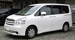 2007 Toyota Noah