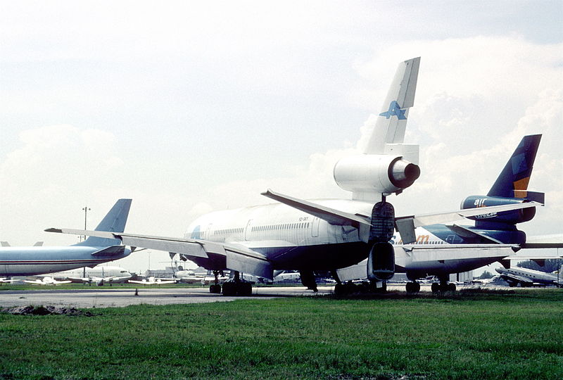 File:376bk - Untitled DC-10-15, V2-SKY@OPF,02.09.2005 - Flickr - Aero Icarus.jpg