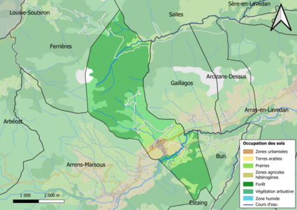 Barevná mapa znázorňující využití půdy.